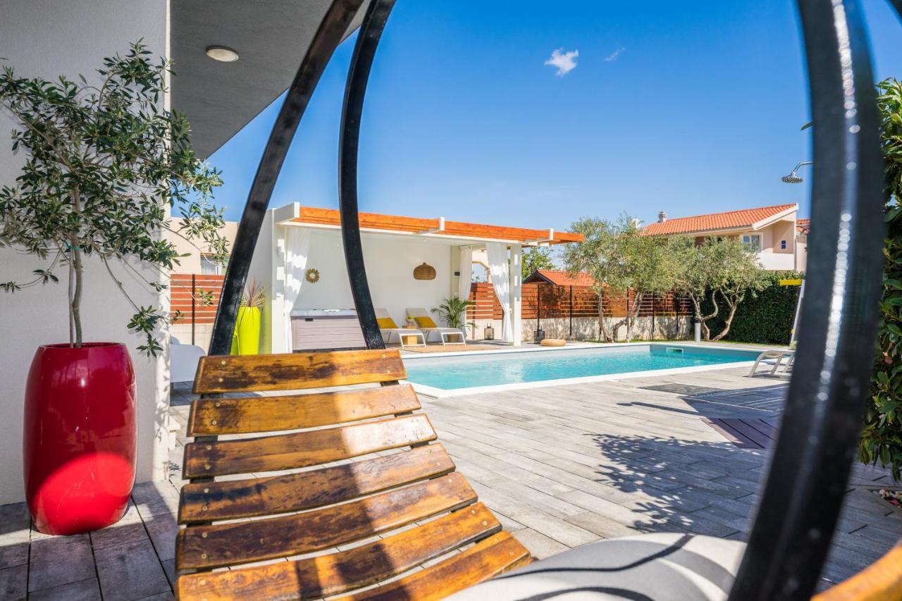 Villa Olea With Heated Pool And Jacuzzi Sukošan Zewnętrze zdjęcie
